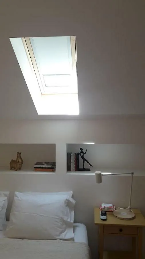 リスボンModern Cosy Flat With Terrace In Campo De Ourique.アパートメント