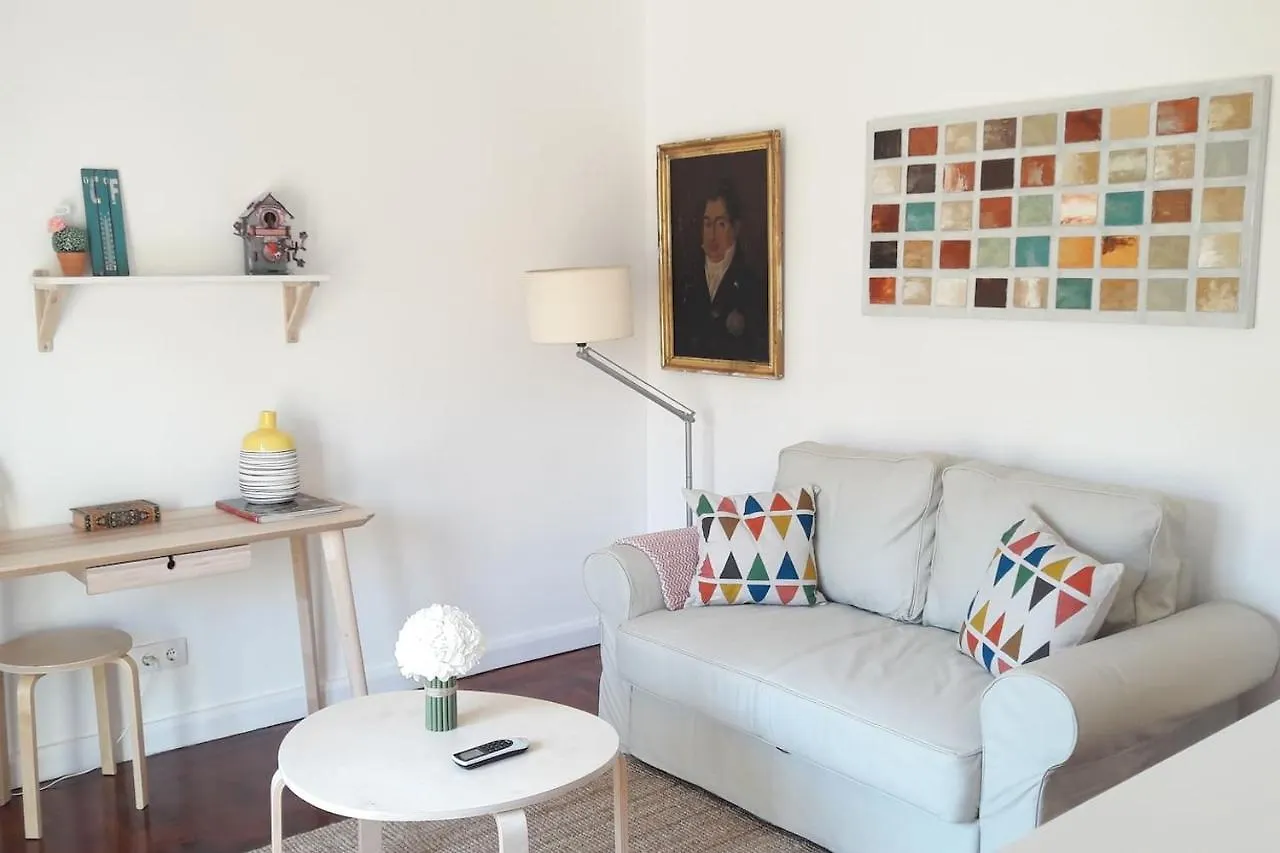 Appartement Modern Cosy Flat With Terrace In Campo De Ourique. à Lisboa